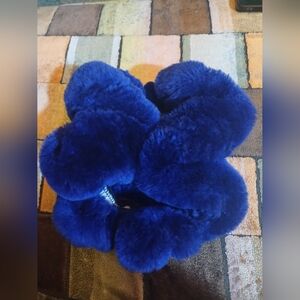 Plush Blue Fur steering wheel cover